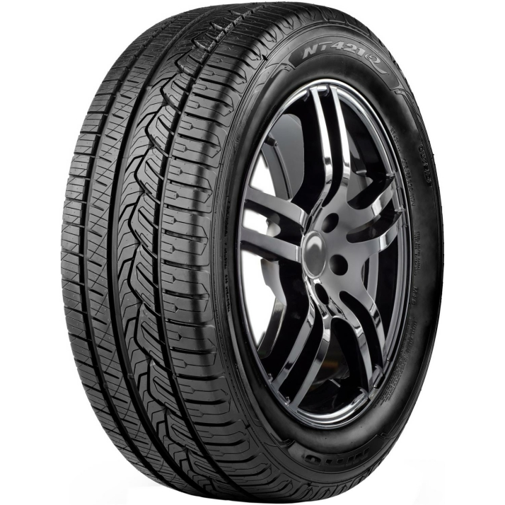 Легковые шины Nitto NT421Q 255/60 R17 110V купить с бесплатной доставкой в пункты выдачи в Петербурге